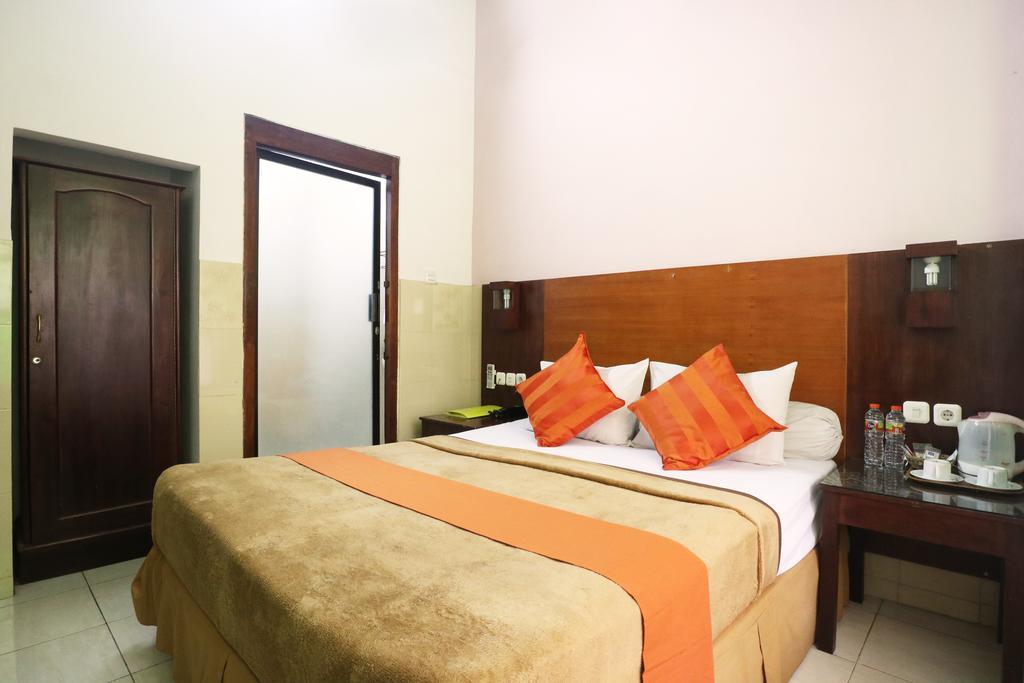 Hotel Keluarga Djagalan Raya Surabaja Zewnętrze zdjęcie