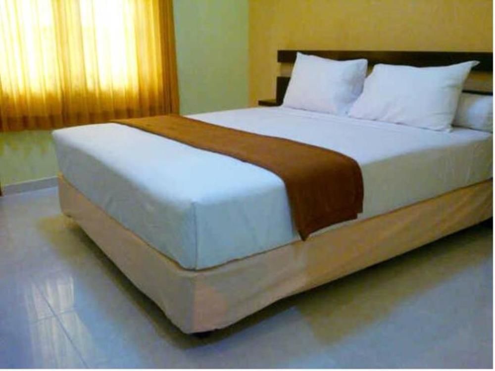 Hotel Keluarga Djagalan Raya Surabaja Zewnętrze zdjęcie